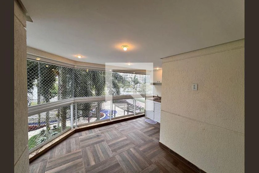 2-bedroom 87 m² apartment with parking and enclosed balcony — photo 11