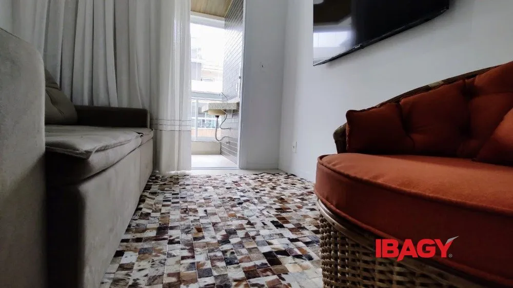 Apartamento amueblado de 2 dormitorios y 2 baños — photo 31