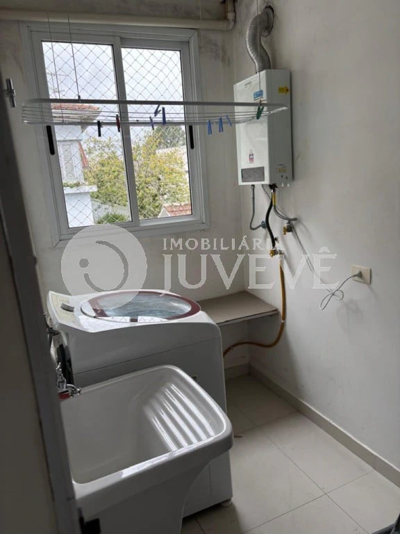 2-bedroom apartment with a washing machine in Curitiba — photo 28