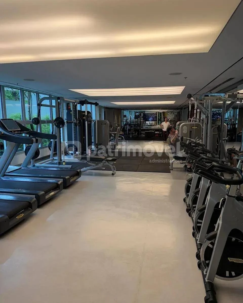 Apartamento com 4 quartos e cozinha integrada em 431 m² — photo 33