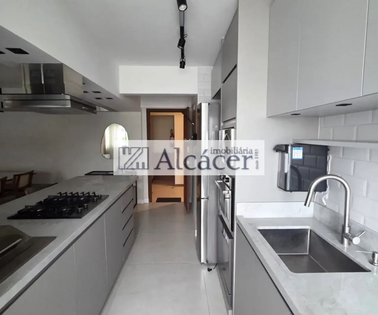 Furnished 116 m² apartment with 3 bedrooms and 2 baths — photo 8