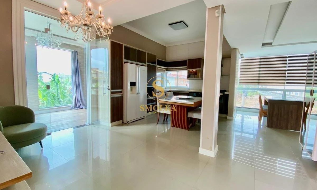 3-bedroom house with a home office in Florianópolis
