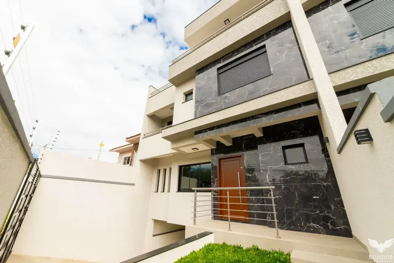 Unfurnished 230 m² house with 3 bedrooms and 2 parking spots — photo 4