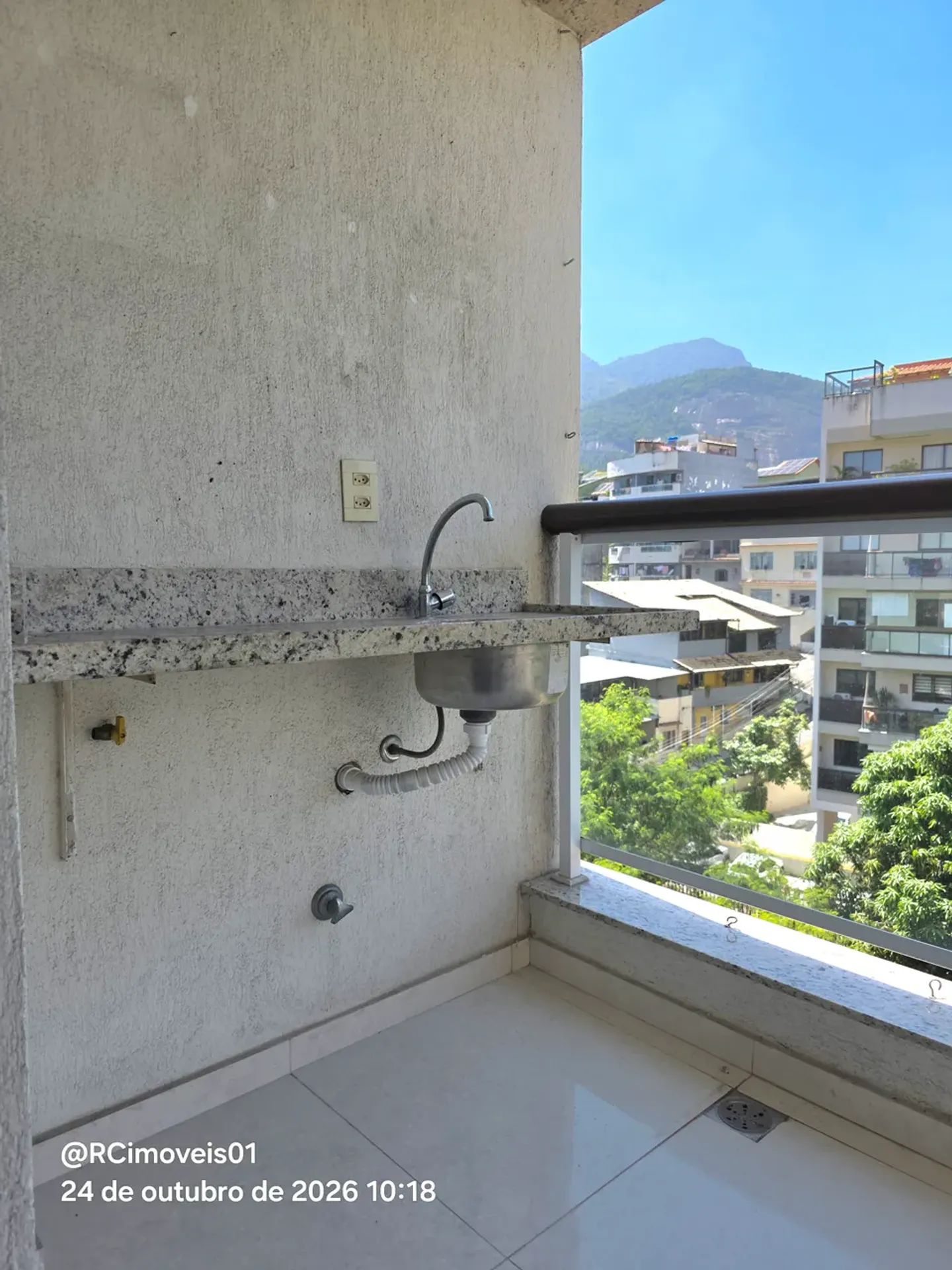 Apartment, 77 m², with a grill on the balcony — photo 21