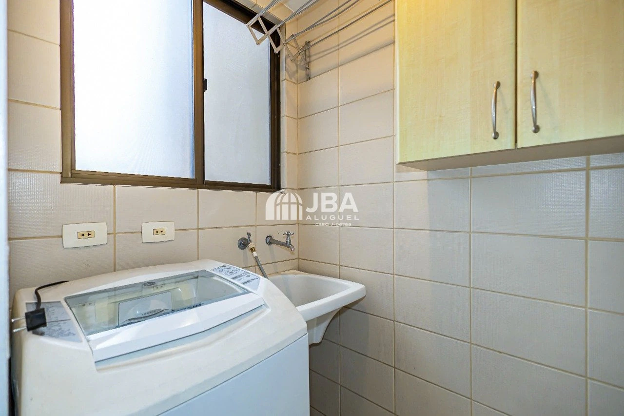 Washing machine in a one-bedroom apartment, 66 m² — photo 14