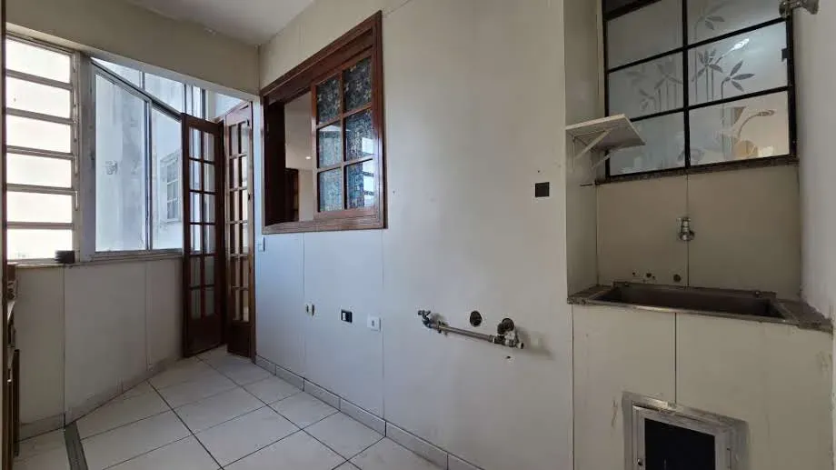 190 m² apartment with 4 bedrooms and 4 bathrooms — photo 23