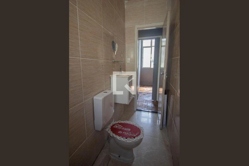 Departamento de 1 dormitorio con piso de madera o laminado — photo 33
