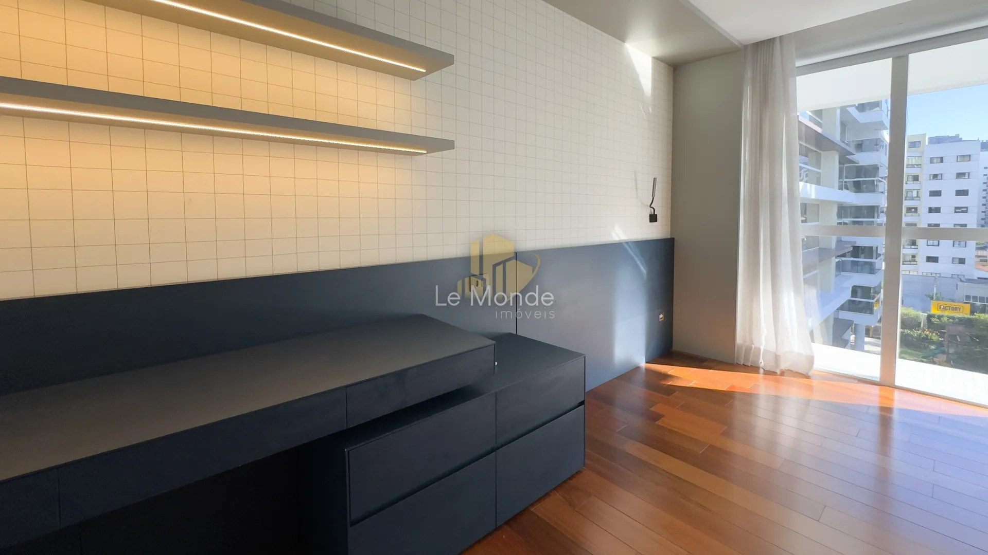 Duplex apartment with 3 bedrooms and 156 m² — photo 49