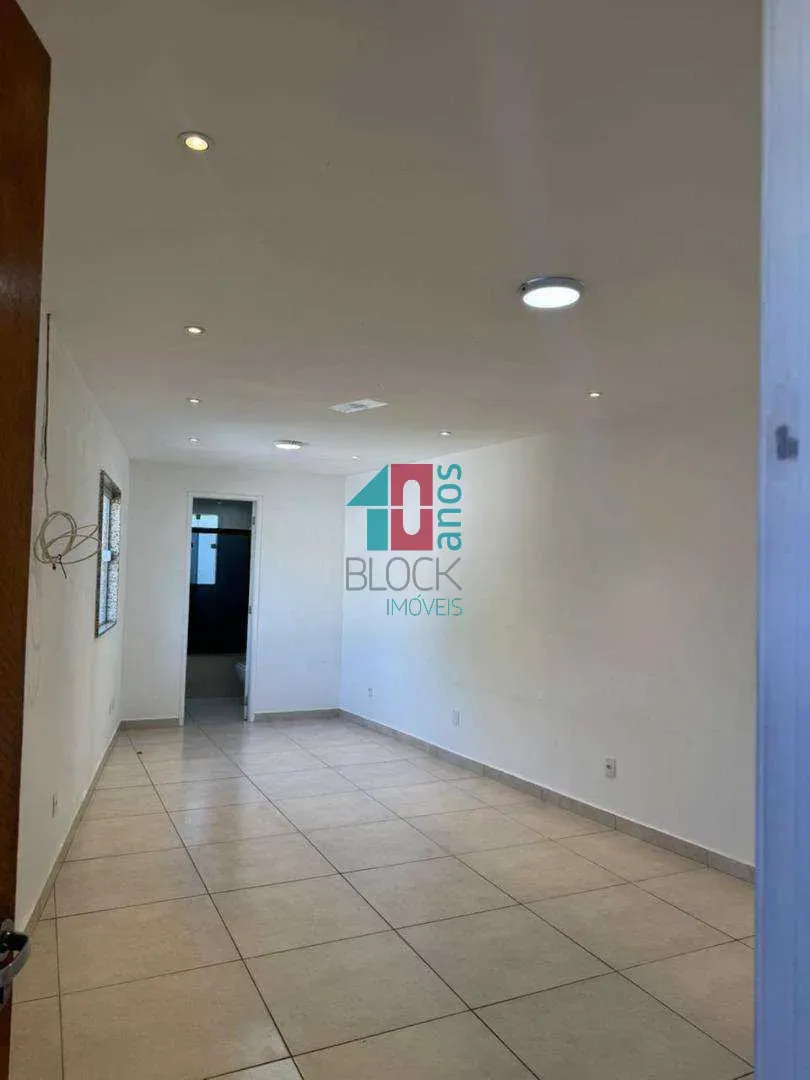 Casa em condomínio fechado de 470 m² com 3 quartos — photo 36
