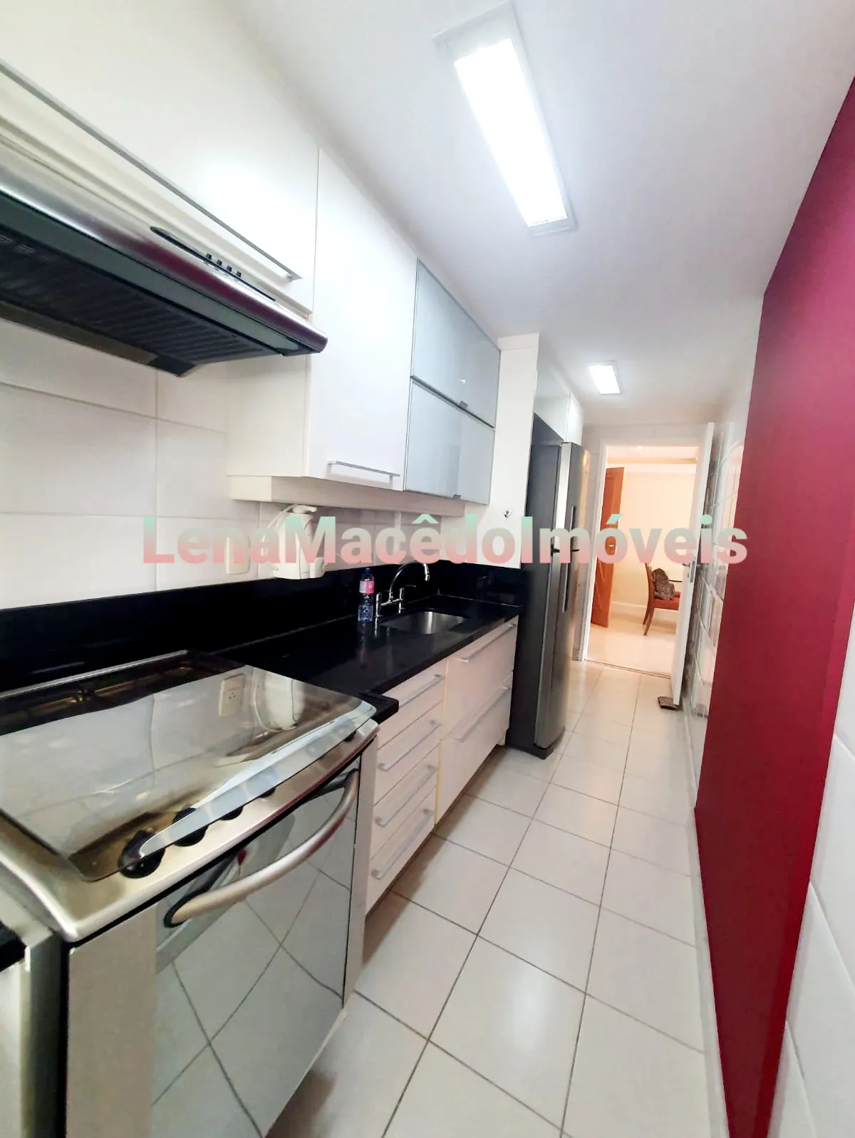 2-bedroom apartment with 2 bathrooms and a balcony — photo 37