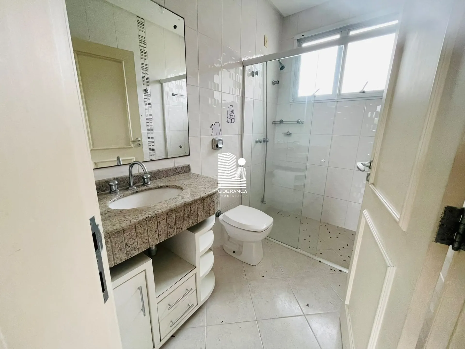 450 m² house with 4 bedrooms and a private garden — photo 30