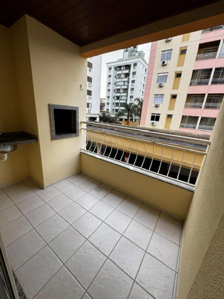 95 m² apartment with 2 bedrooms and a suite — photo 6