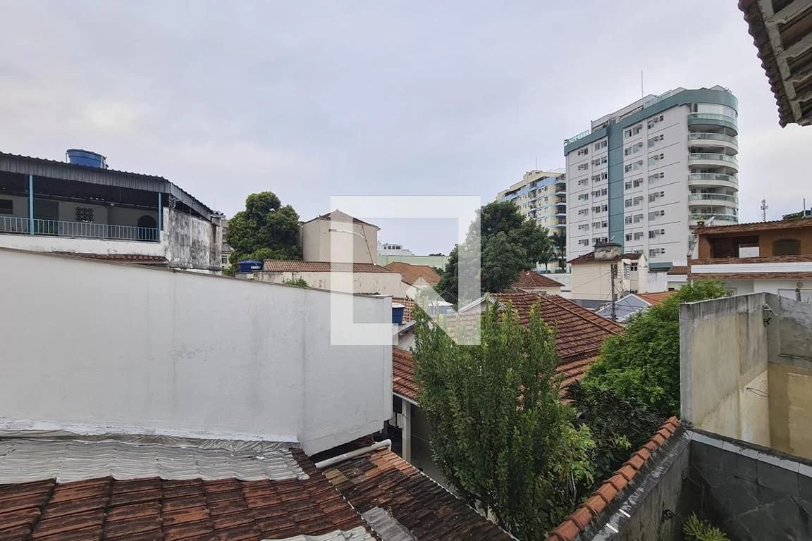 Квартира без меблів з 3 спальнями та балконом — photo 33