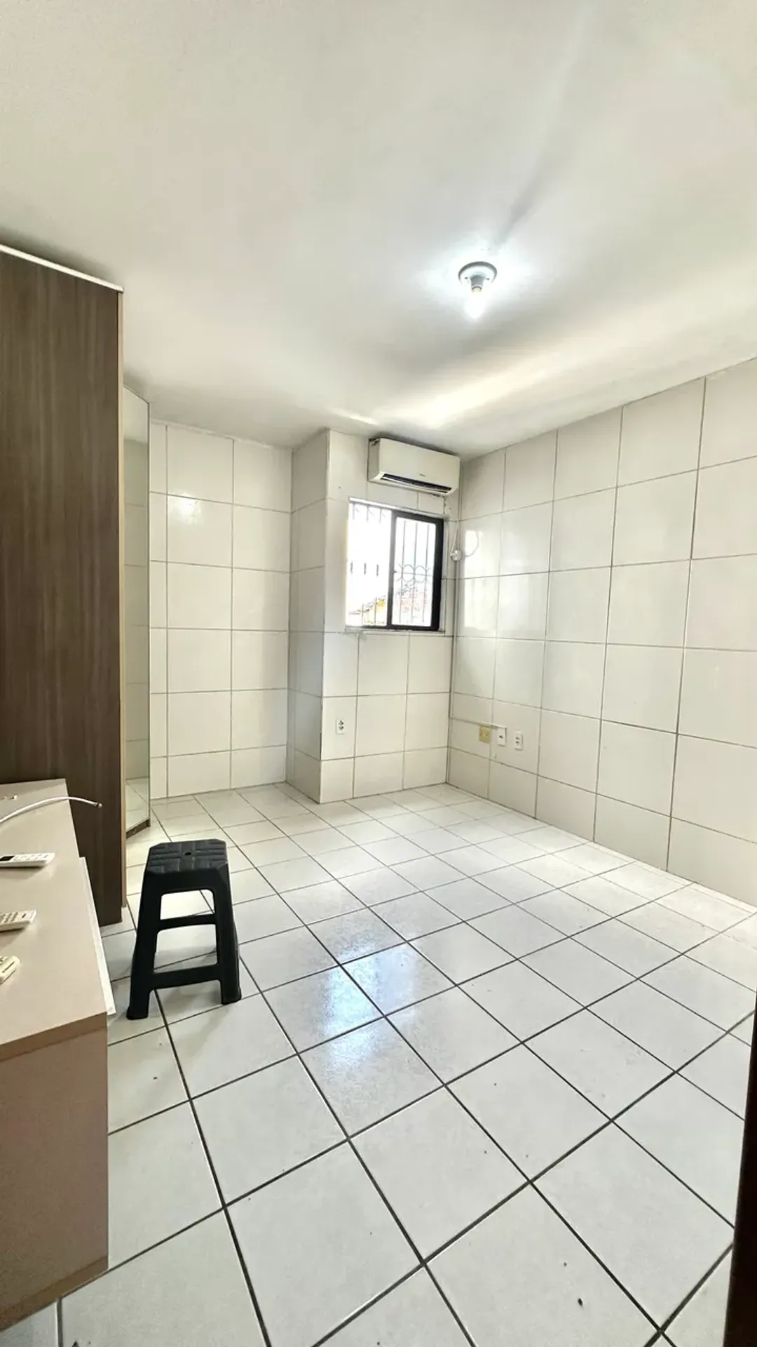 Квартира: 3 спальні, 1 з власною ванною кімнатою, 78 м² — photo 4
