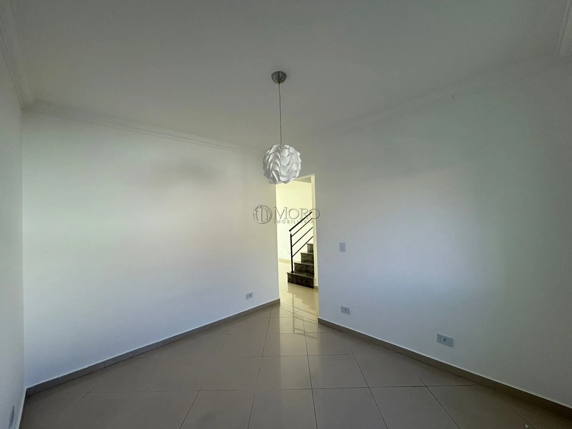 Townhouse with a closed kitchen and 3 bedrooms — photo 10