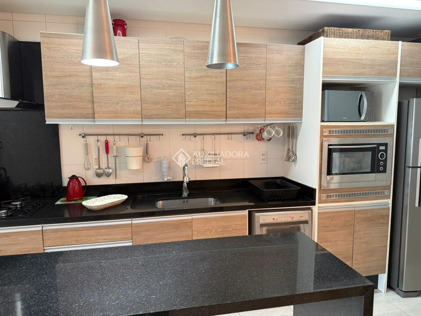 Furnished apartment, 105 m², with a grill on the balcony — photo 8