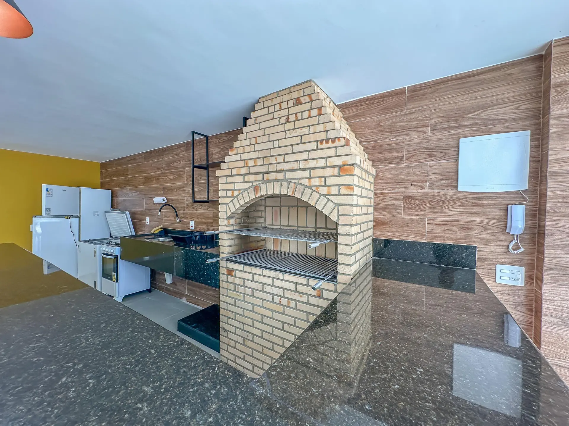 Washing machine in a 2-bedroom apartment, 80 m² — photo 33
