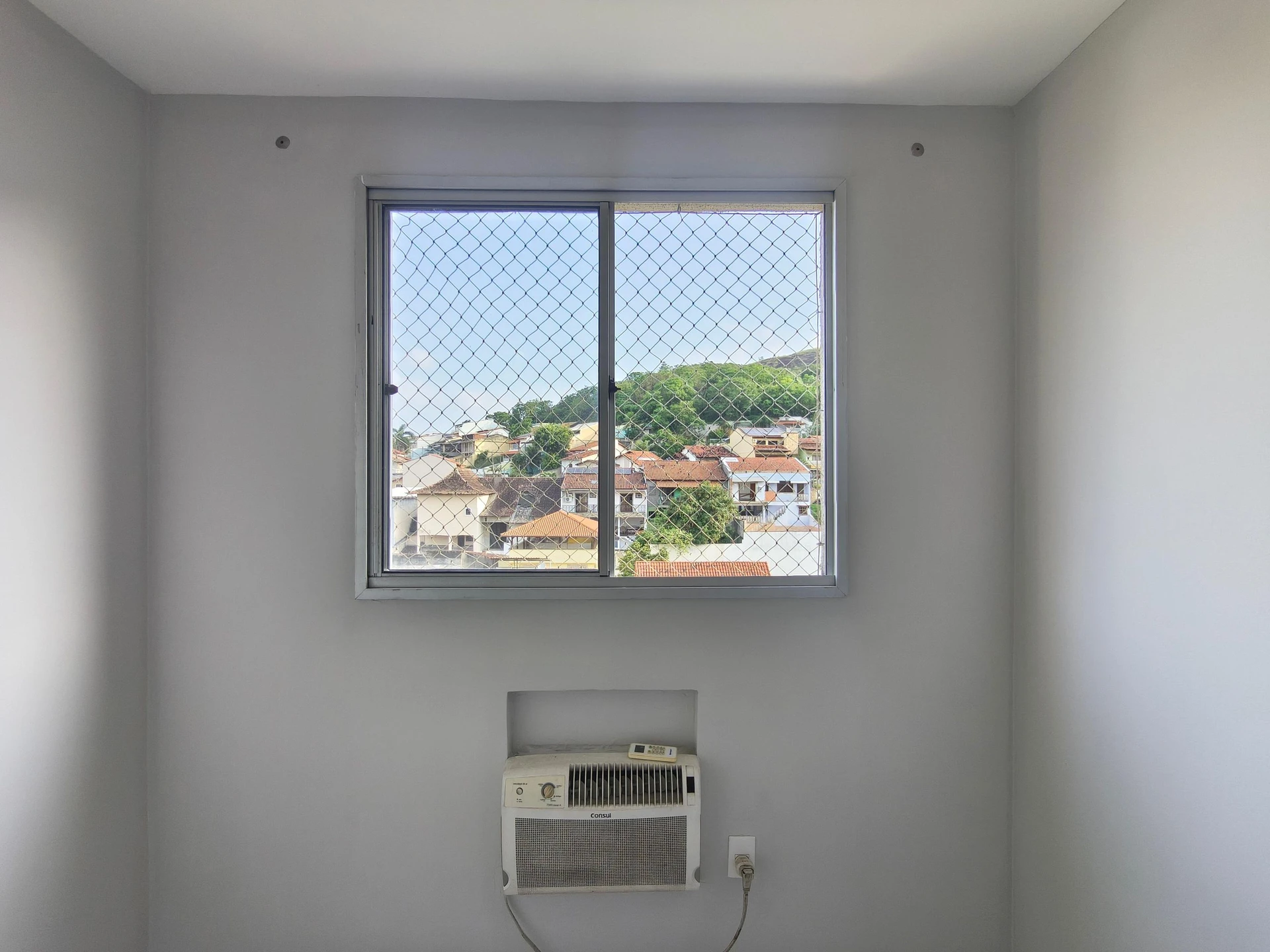 Mountain view in a 2-bedroom apartment, 52 m² — photo 11