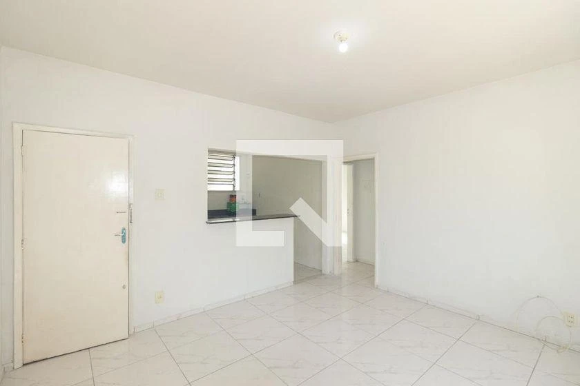 Apartamento com 2 quartos e cozinha fechada de 60 m² — photo 17