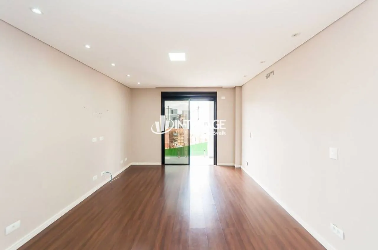 3-bedroom house with a washing machine in Curitiba — photo 38