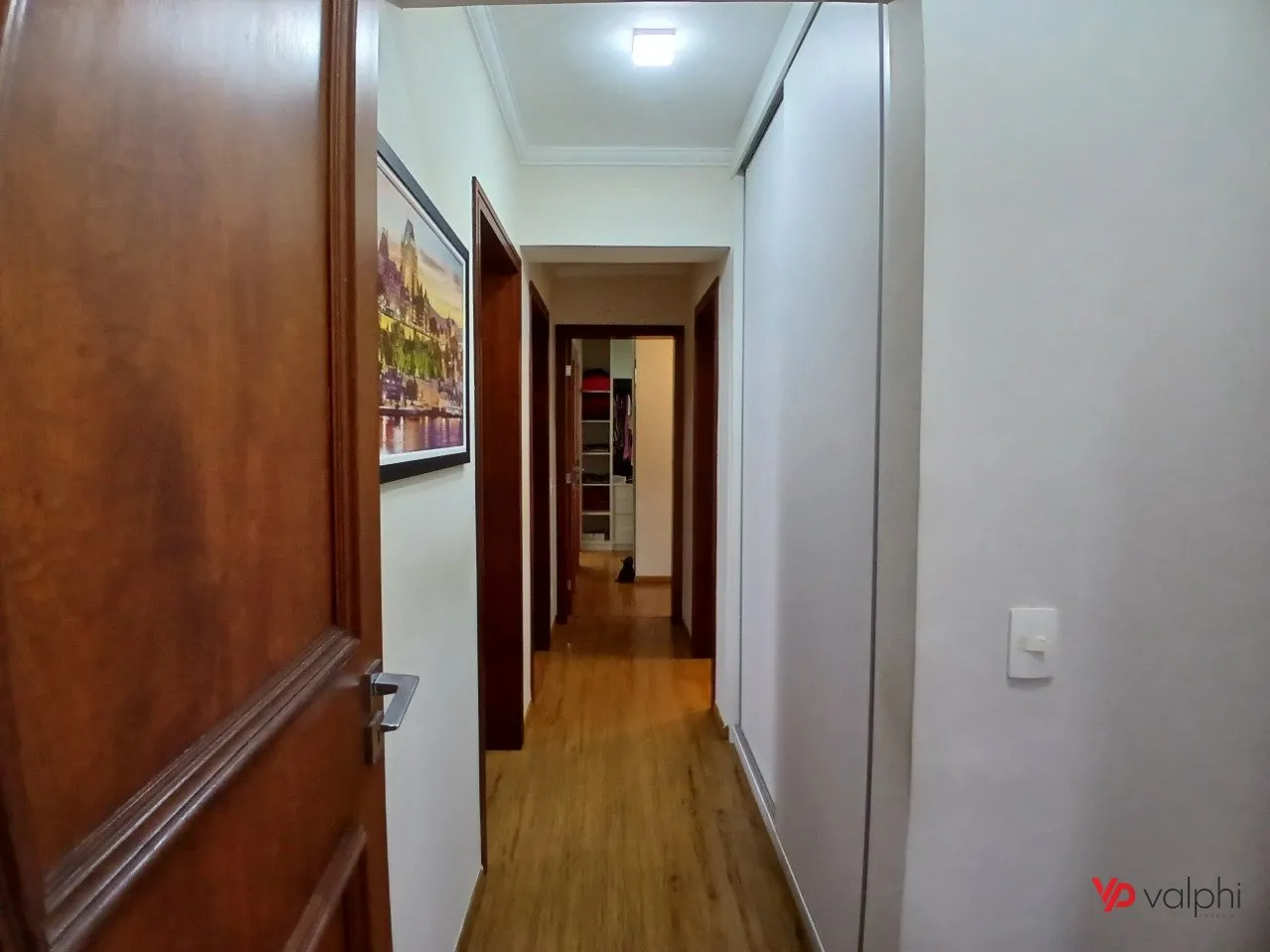 4-bedroom apartment with a walk-in closet in Curitiba — photo 77