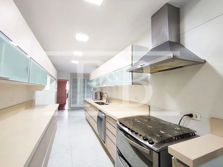 Apartamento de 230 m² com 3 dormitórios e 3 vagas — photo 31