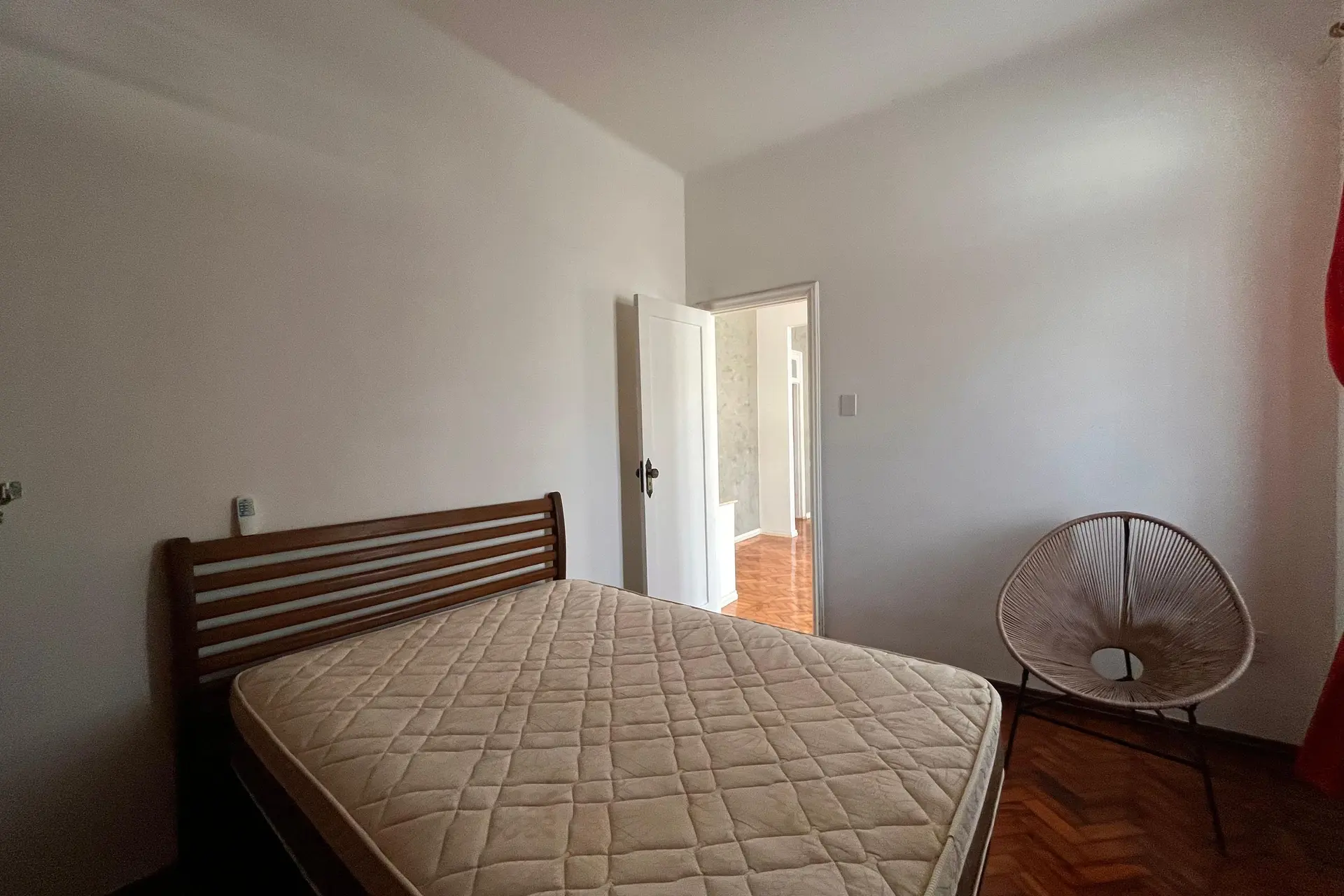 3-bedroom apartment with a walk-in closet — photo 51