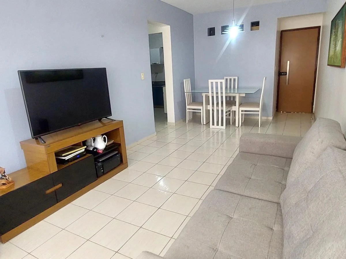 3-bedroom apartment with a washing machine in João Pessoa — photo 13