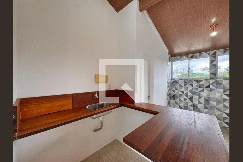 226 m² apartment with 4 bedrooms and a balcony grill — photo 10