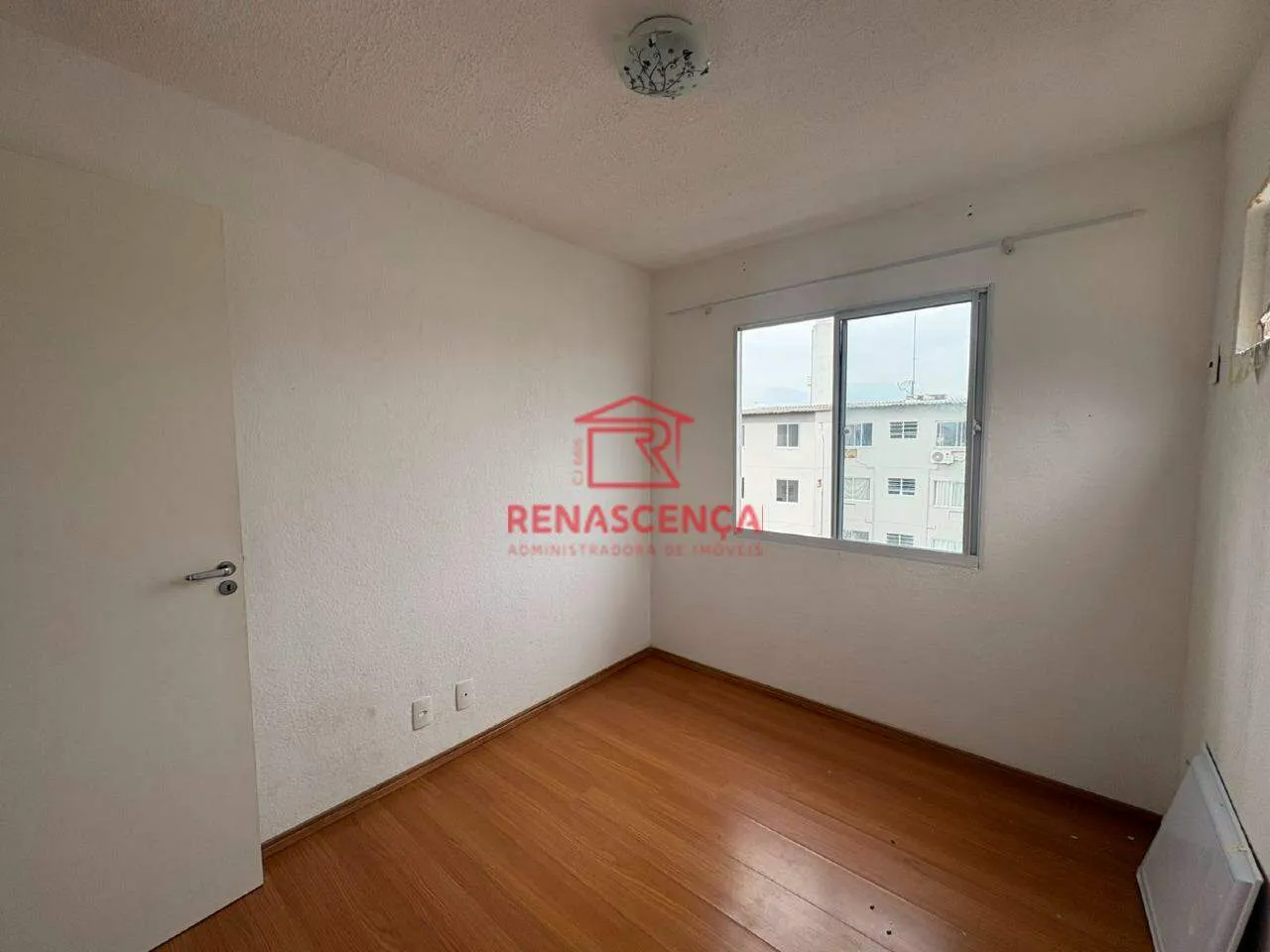 2-bedroom apartment with no parking included — photo 5