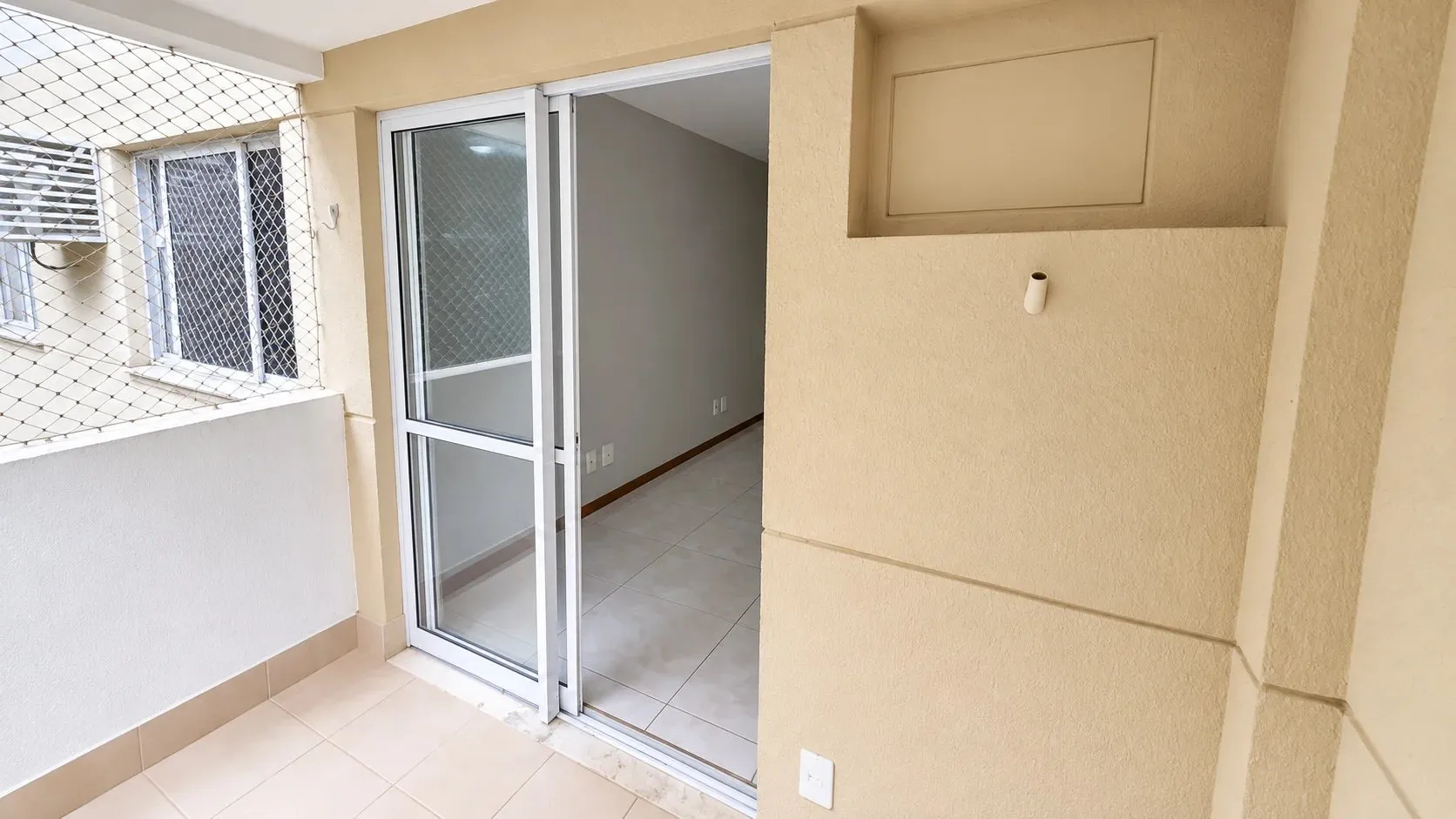 Apartamento de 2 quartos com suíte e 64 m² no 4º andar — photo 11