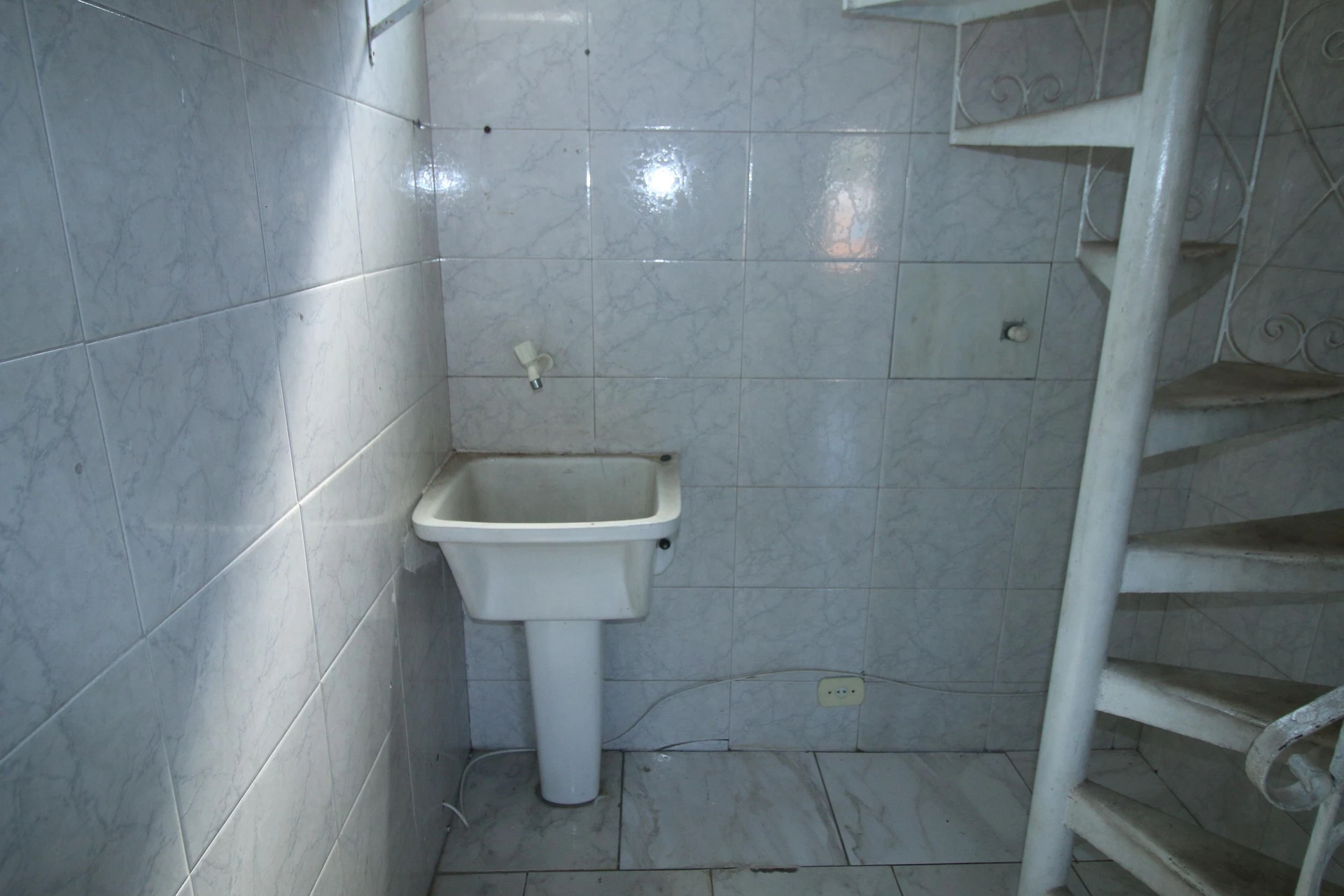 Apartment, 30 m², with wood or laminate floors — photo 27