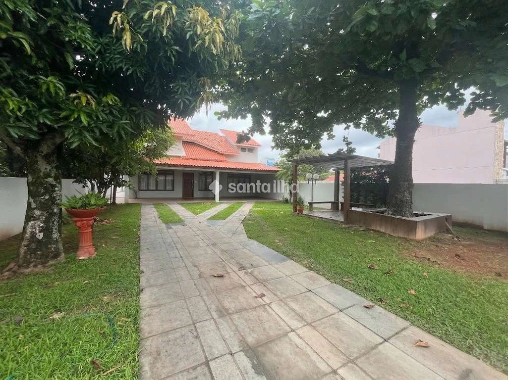 House with 531 m², 5 bedrooms and 5 parking spaces — photo 4