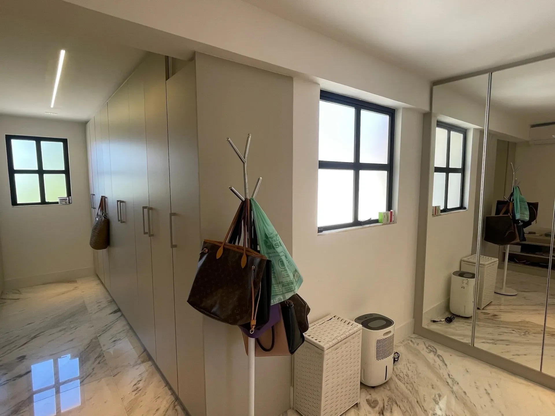Casa mobiliada com 5 quartos, 5 banheiros e 1.000 m² — photo 34