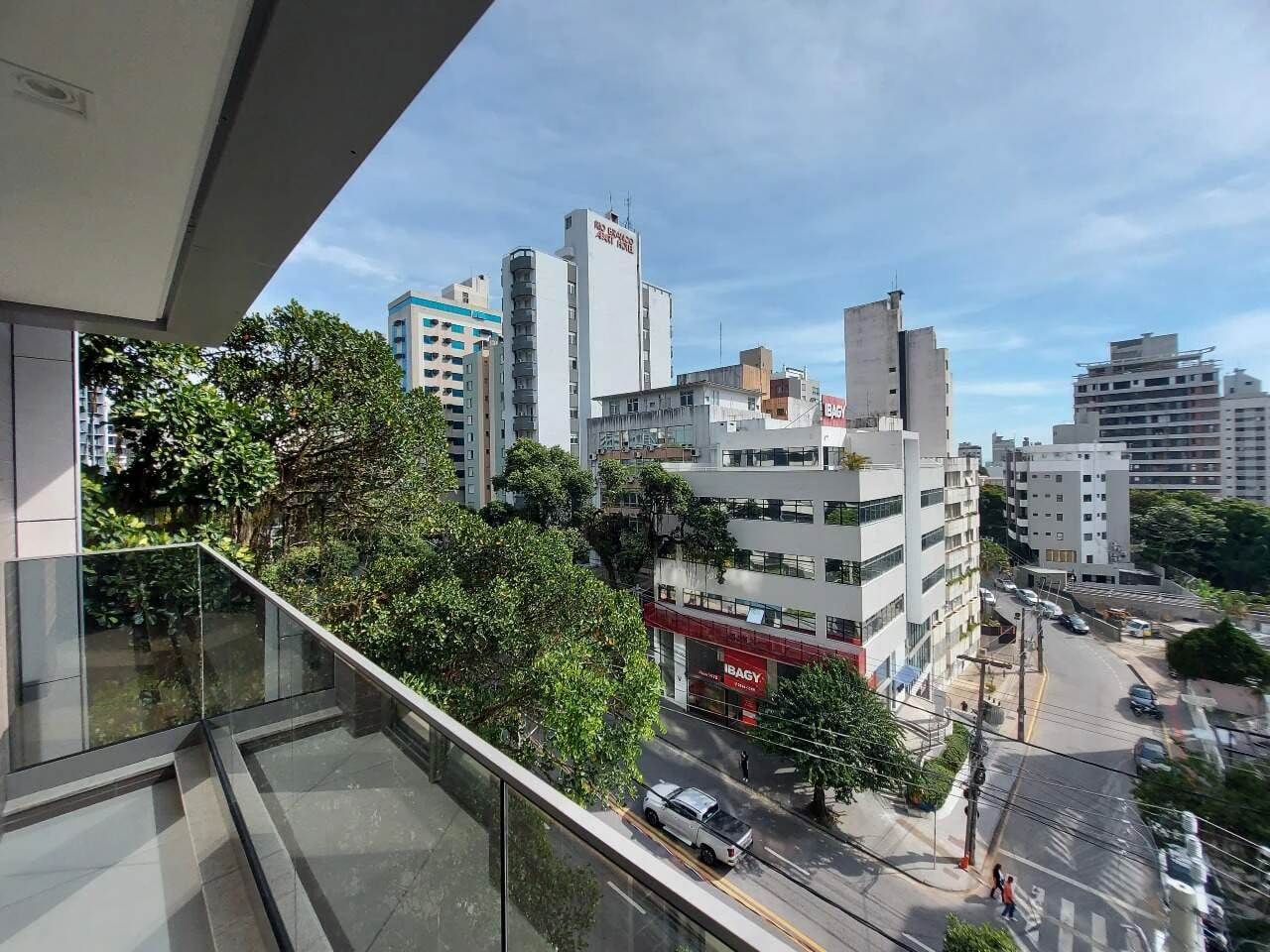 Floor-to-ceiling windows in a 2-bedroom apartment, 64 m² — photo 6