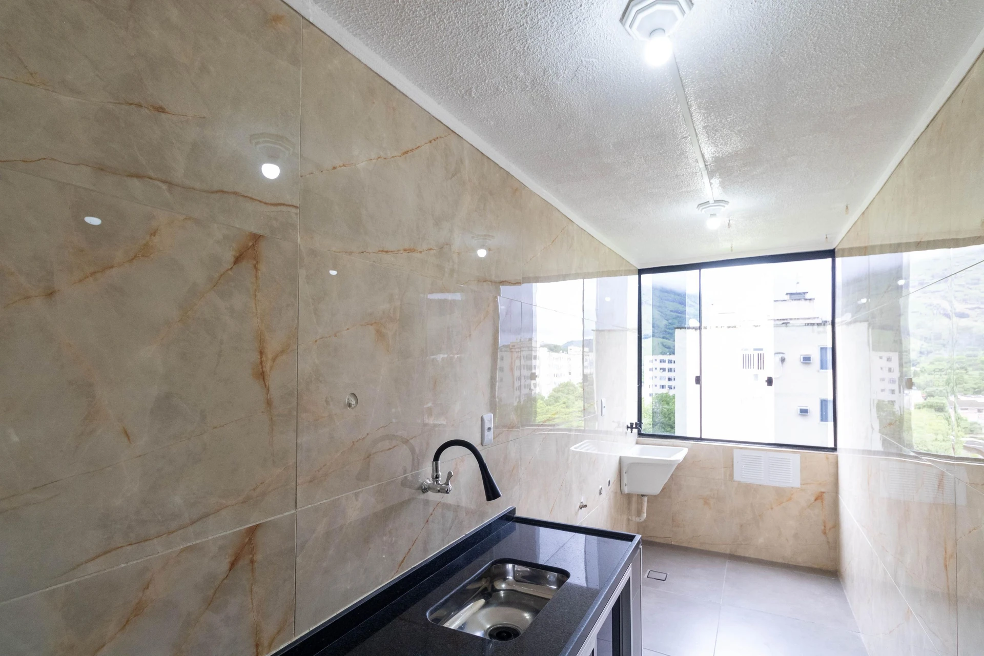 Apartamento, 60 m², com vista para as montanhas — photo 11