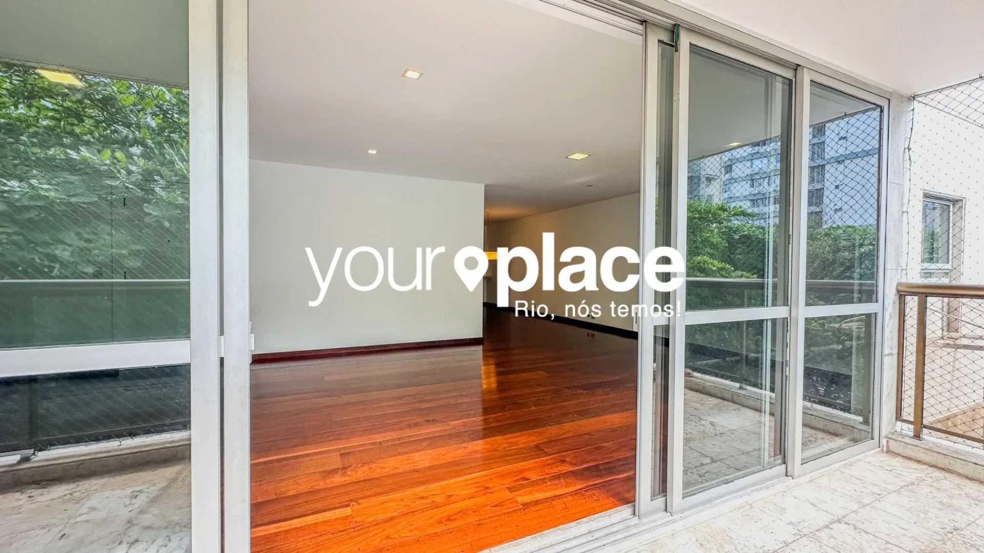 Apartment, 180 m², with a glass-enclosed balcony — photo 5