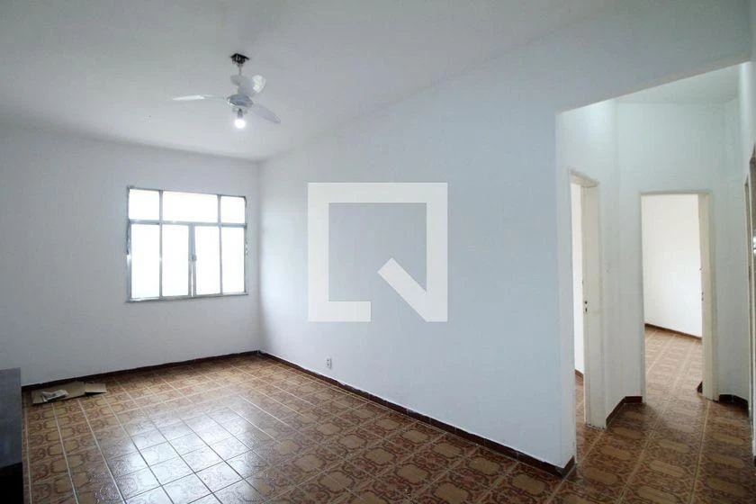 Park view in a 2-bedroom apartment, 70 m²