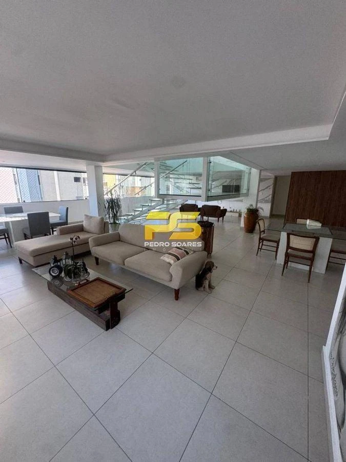 Furnished apartment, 1000 m², with a glass-enclosed balcony