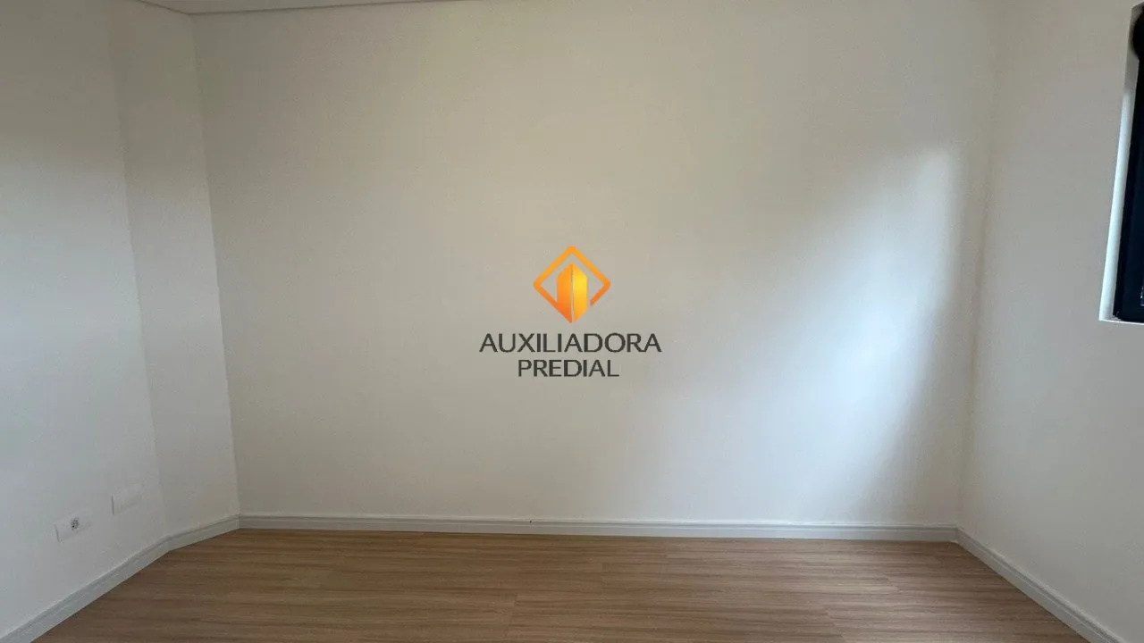 House with 3 bedrooms and a balcony — photo 16