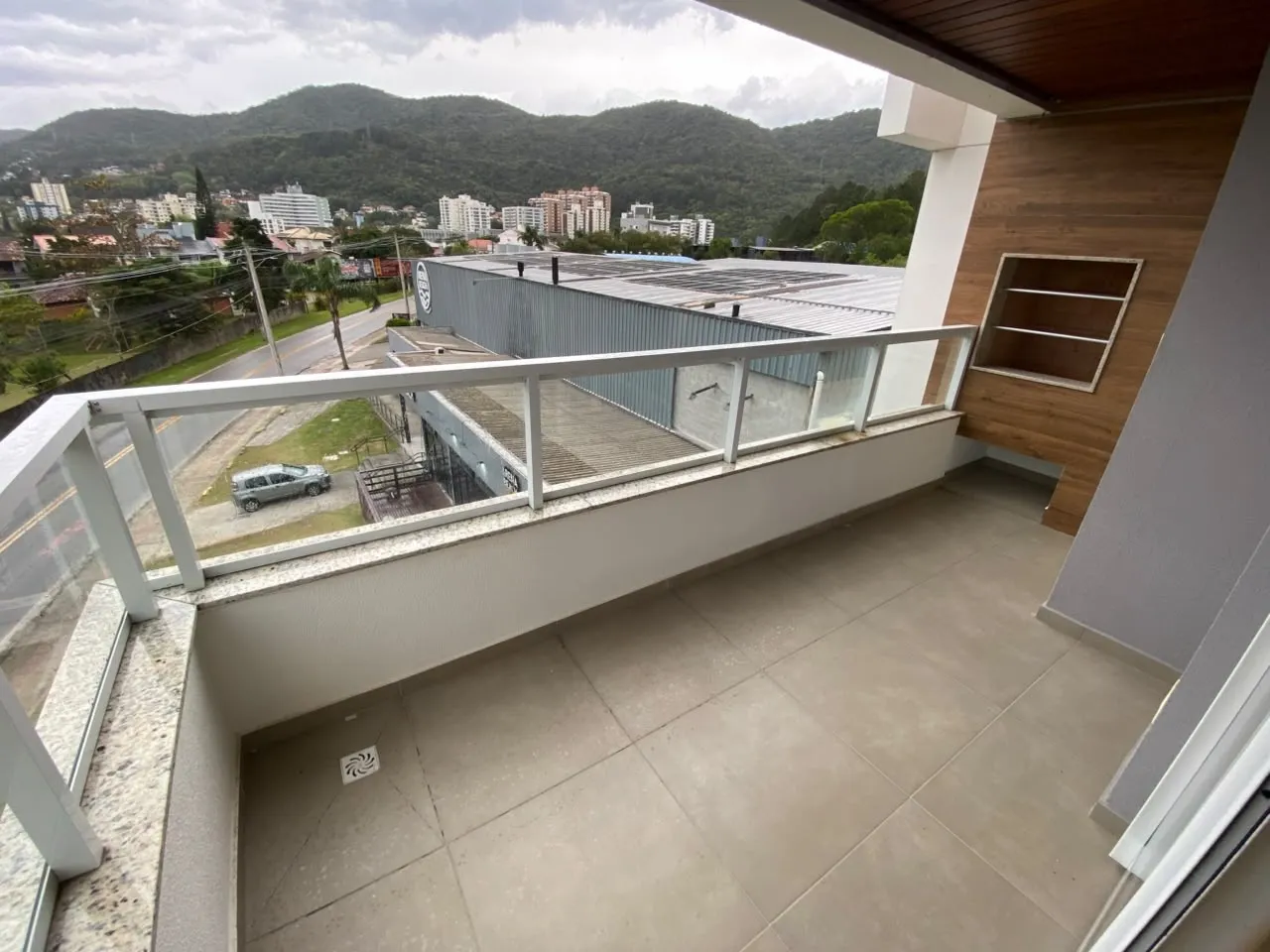 Apartamento mobiliado de 1 dormitório com varanda — photo 18