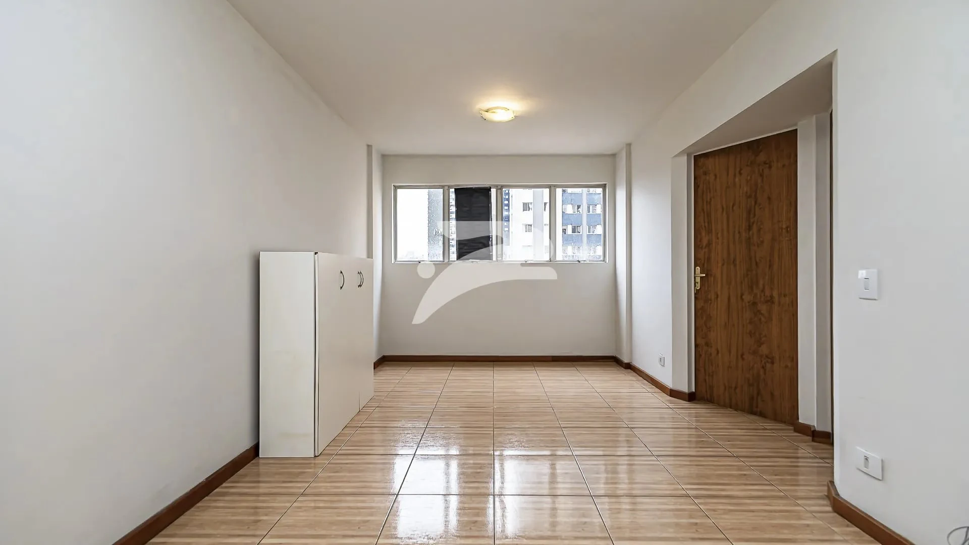 Apartamento de 2 quartos com 56 m² e cozinha separada — photo 18