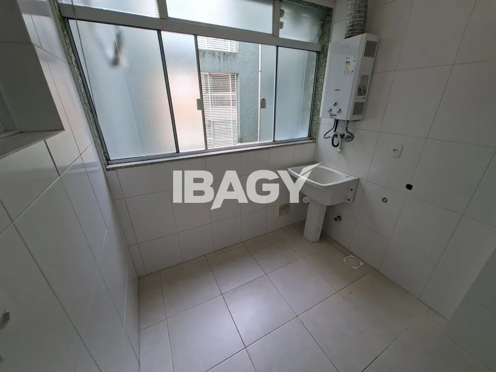 Apartamento com 3 dormitórios, 1 suíte e 130 m² — photo 9