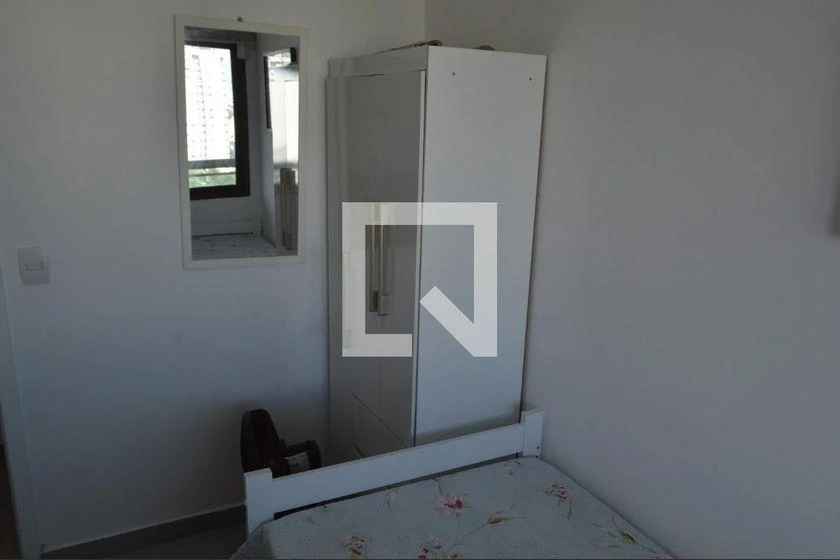 3-bedroom apartment in a building with a gym — photo 21