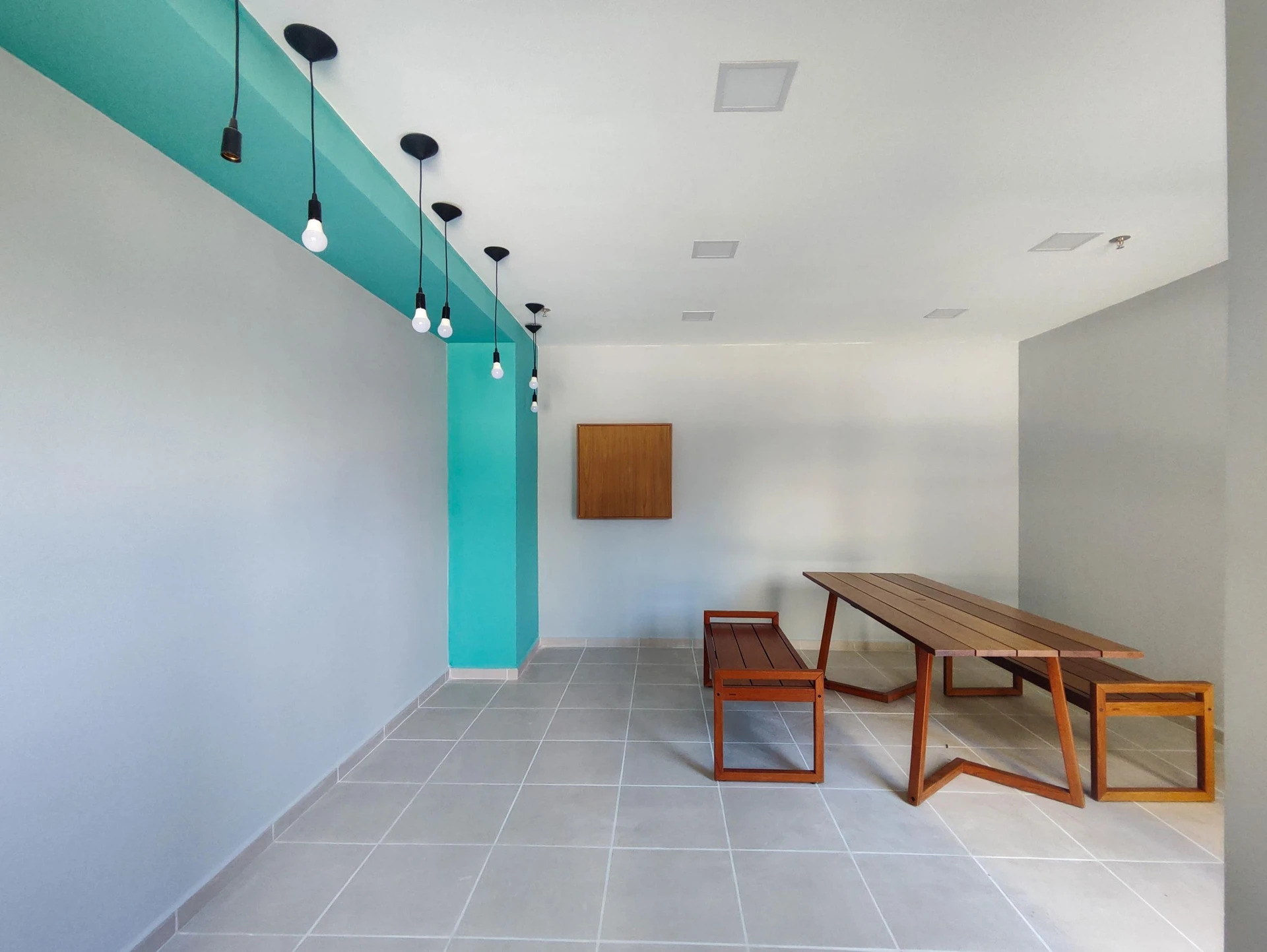 2-bedroom apartment in a building with a sauna — photo 69