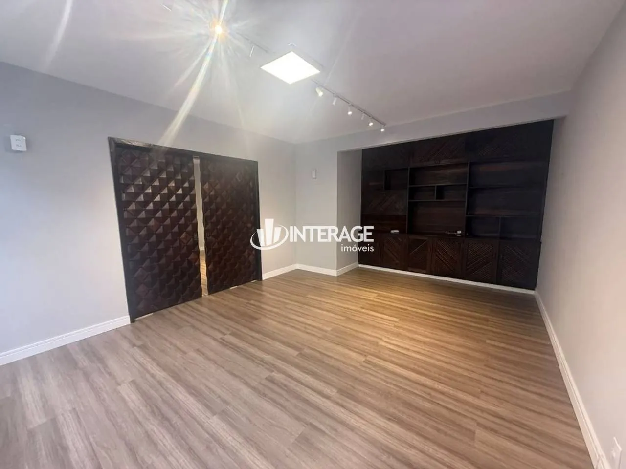 3-bedroom apartment with a home office in Curitiba — photo 4