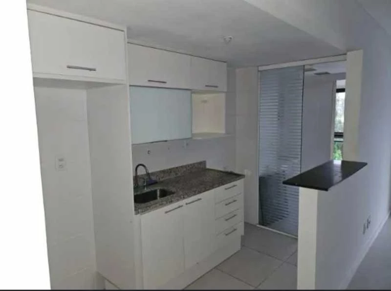 Apartment with 2 bedrooms and glass-enclosed balcony — photo 11