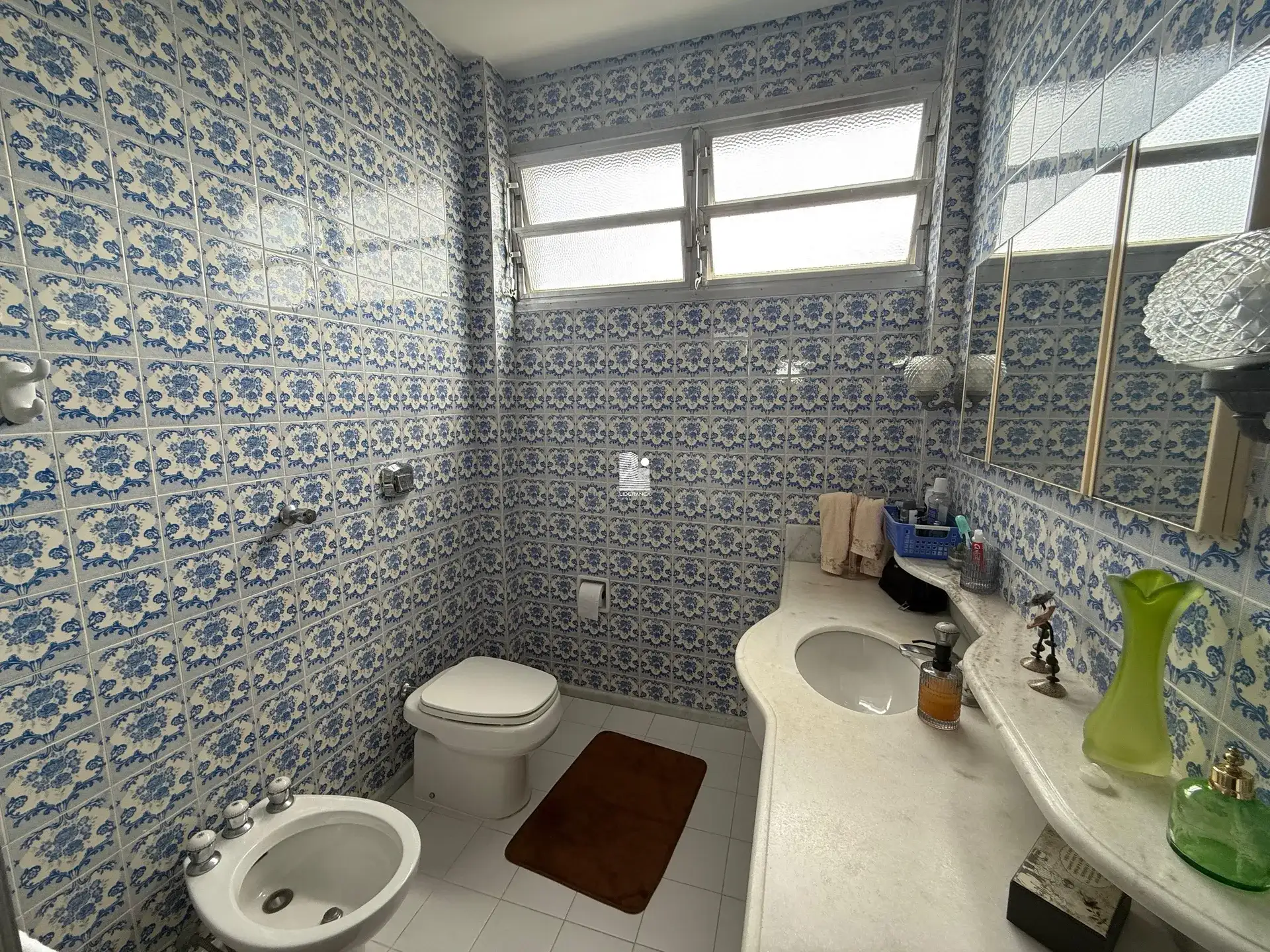 Casa mobiliada com 6 quartos e 8 vagas no 1º andar — photo 31