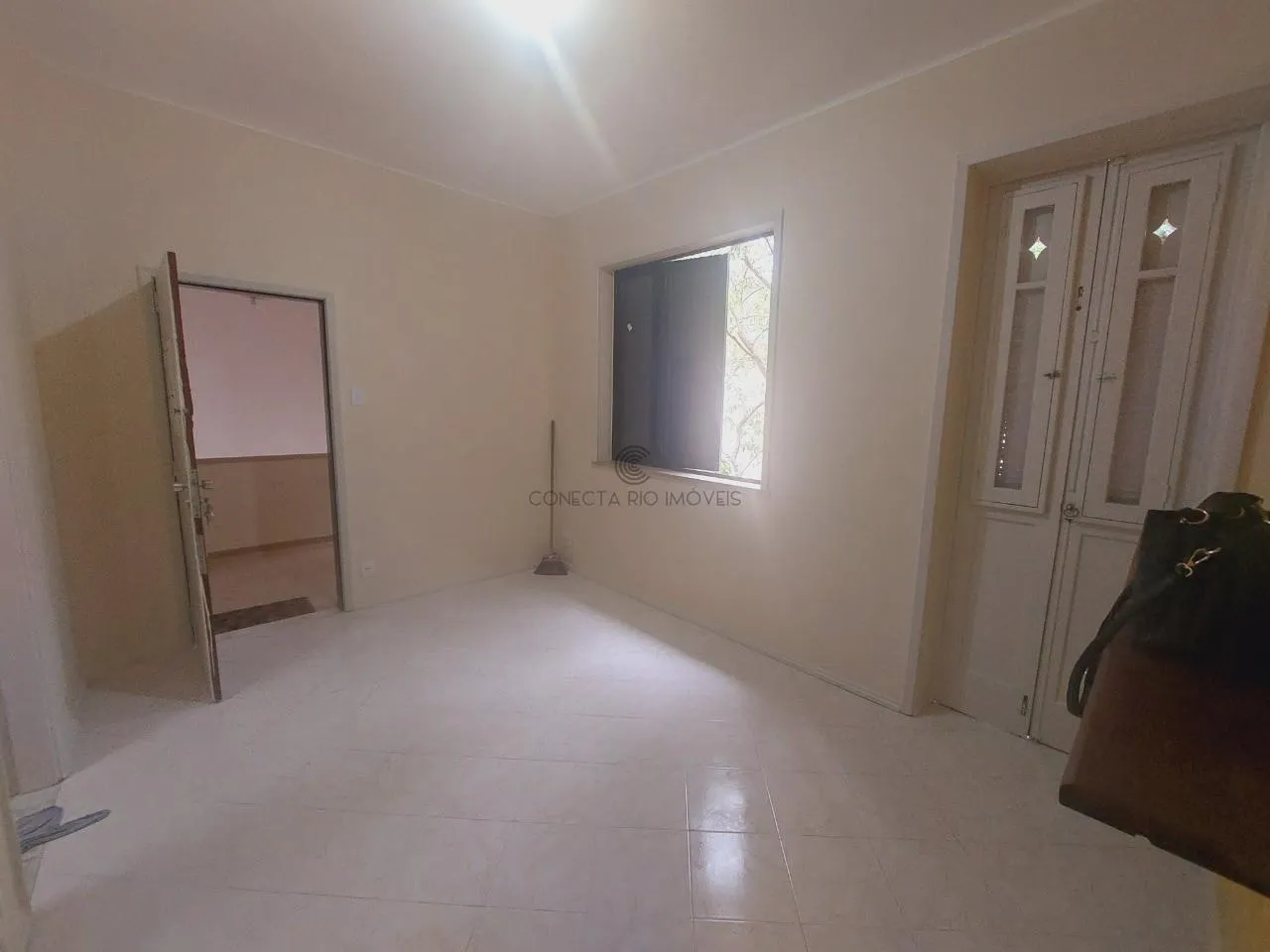 Apartment with 2 bedrooms and a balcony — photo 9