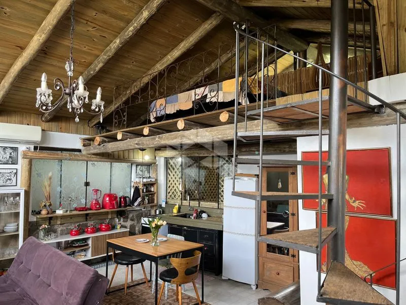 Furnished loft house with an integrated kitchen
